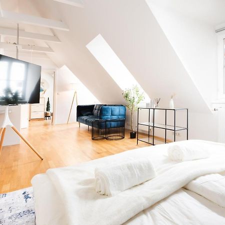 Comfy Downtown Loft - Self Check-In - Centre Of Grazアパートメント エクステリア 写真