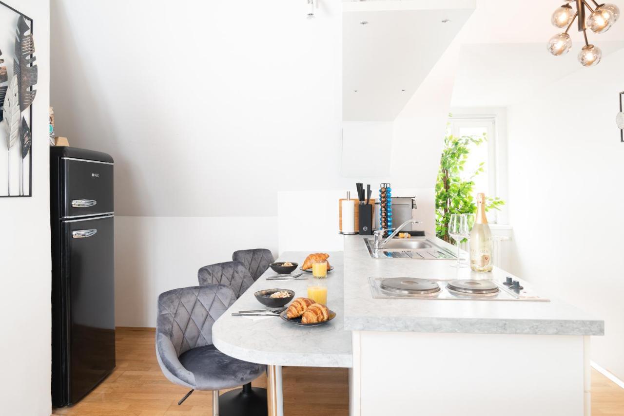 Comfy Downtown Loft - Self Check-In - Centre Of Grazアパートメント エクステリア 写真
