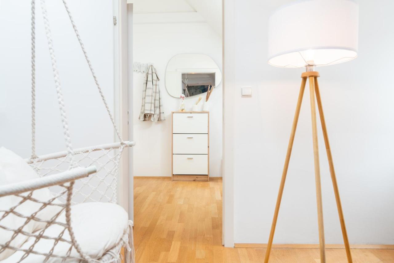 Comfy Downtown Loft - Self Check-In - Centre Of Grazアパートメント エクステリア 写真
